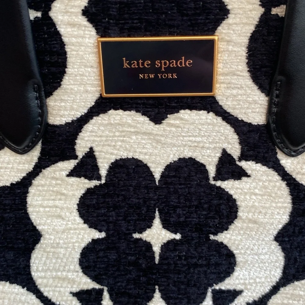 Kate Spade Manhattan Spade Flower Monogram Chenille Small Tote Black Cream Gold - Picture 13 of 15